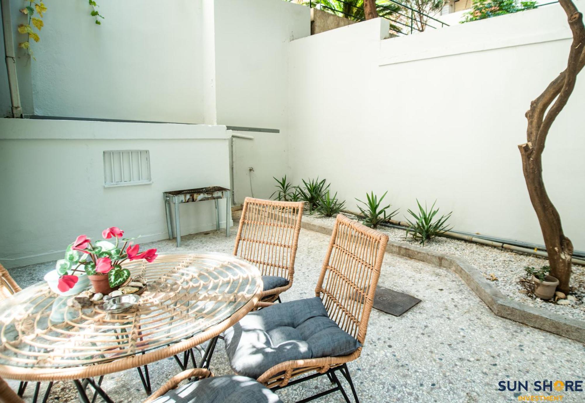 Chalkís Explore Greece From Apartment With Private Garden מראה חיצוני תמונה